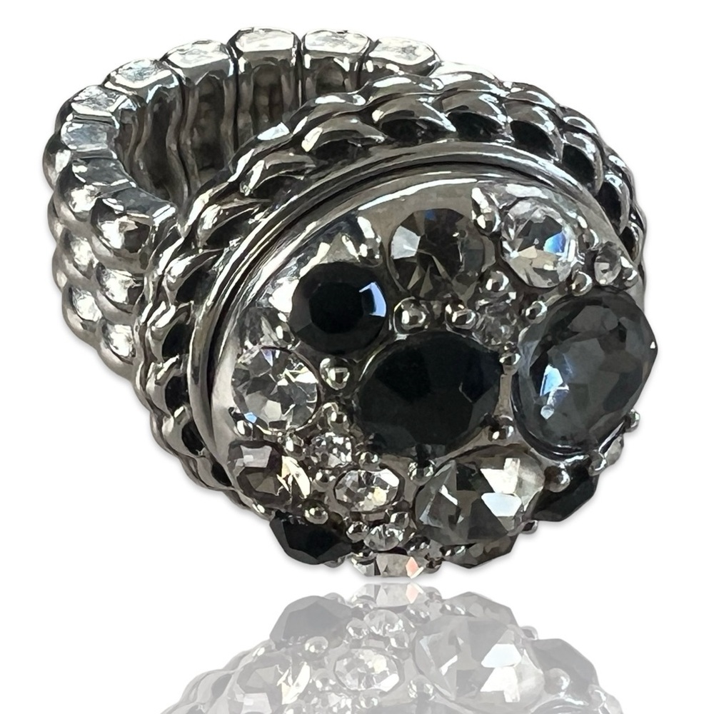 Ornate Silver and Fashion Stretchband Ring